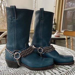 On Hold for Theresa. Peacock Blue Frye Harness with Imported Custom Chains